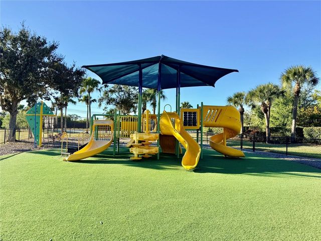 819 FAIRWAYCOVE LANE 102, Bradenton, FL 34212