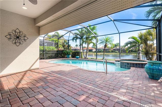 11284 Red Bluff LN, Fort Myers, FL 33912