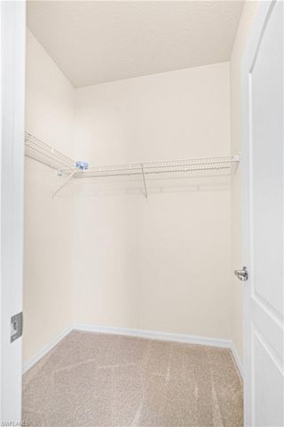 11284 Red Bluff LN, Fort Myers, FL 33912