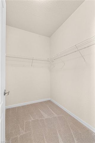 11284 Red Bluff LN, Fort Myers, FL 33912