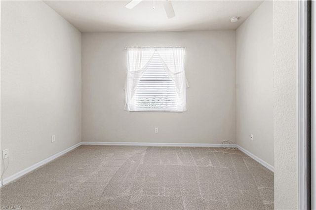 11284 Red Bluff LN, Fort Myers, FL 33912