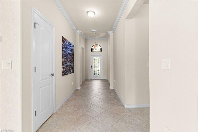 11284 Red Bluff LN, Fort Myers, FL 33912
