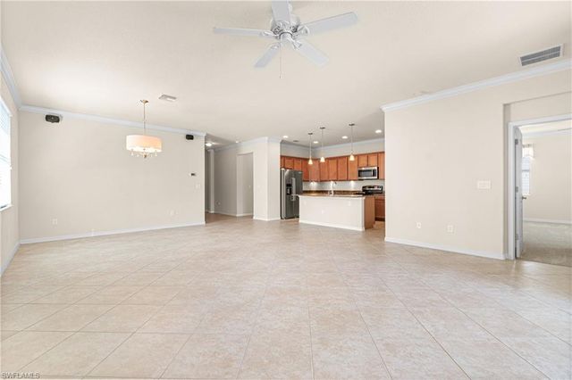 11284 Red Bluff LN, Fort Myers, FL 33912