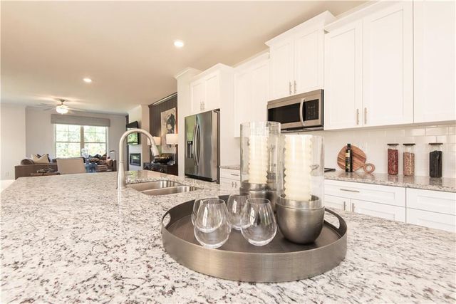 517 Fundao Lane 37, Lawrenceville, GA 30046