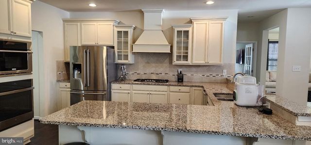 2810 WINTERBOURNE DR, Upper Marlboro, MD 20774