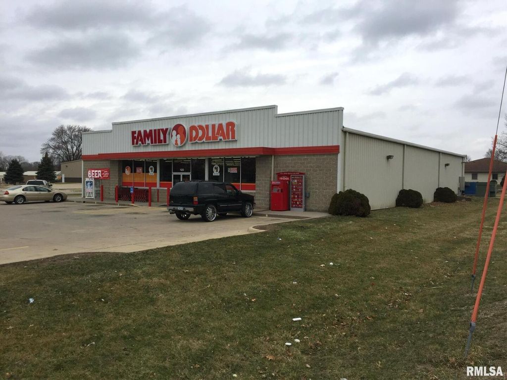 1120 17TH Avenue, De Witt, IA 52742