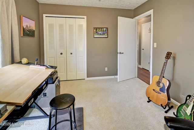 210 Ellis Ln, Taylorsville, KY 40071
