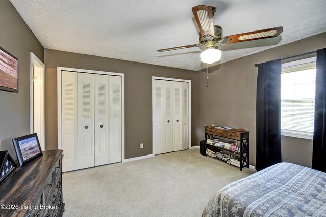210 Ellis Ln, Taylorsville, KY 40071