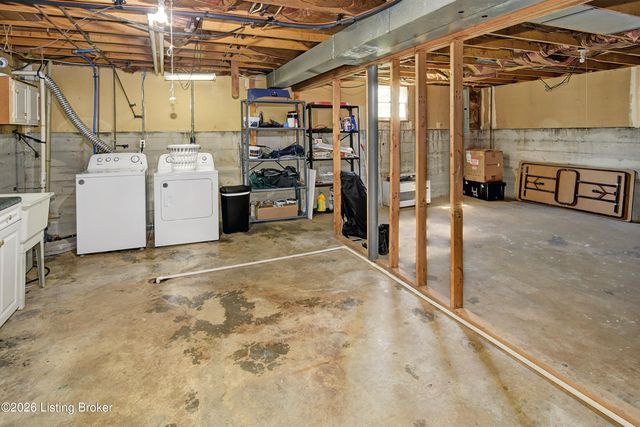 210 Ellis Ln, Taylorsville, KY 40071