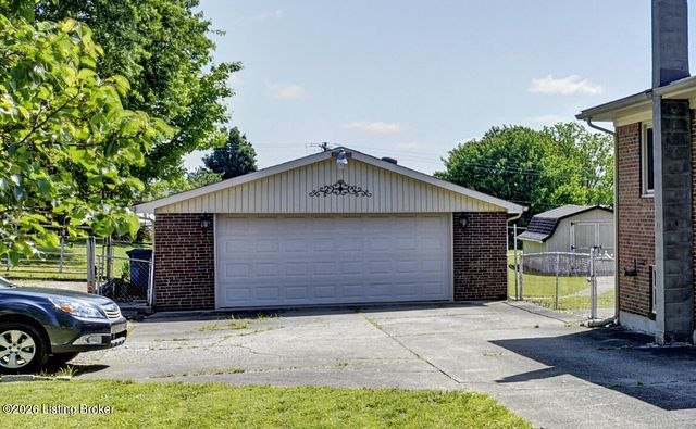 210 Ellis Ln, Taylorsville, KY 40071
