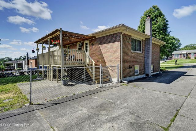 210 Ellis Ln, Taylorsville, KY 40071