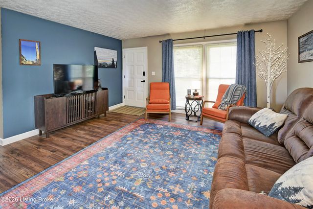 210 Ellis Ln, Taylorsville, KY 40071
