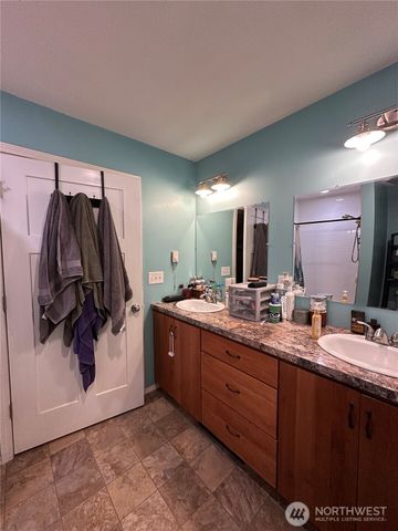 180 A Mossyrock Road W, Mossyrock, WA 98564