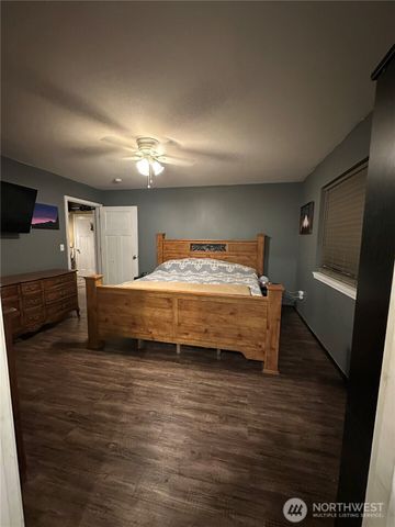 180 A Mossyrock Road W, Mossyrock, WA 98564