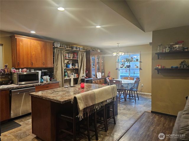 180 A Mossyrock Road W, Mossyrock, WA 98564