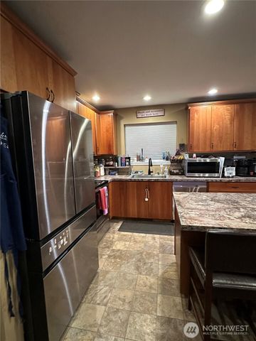 180 A Mossyrock Road W, Mossyrock, WA 98564