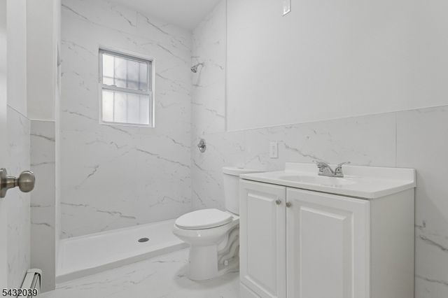 55 Hawkins St, Newark City, NJ 07105