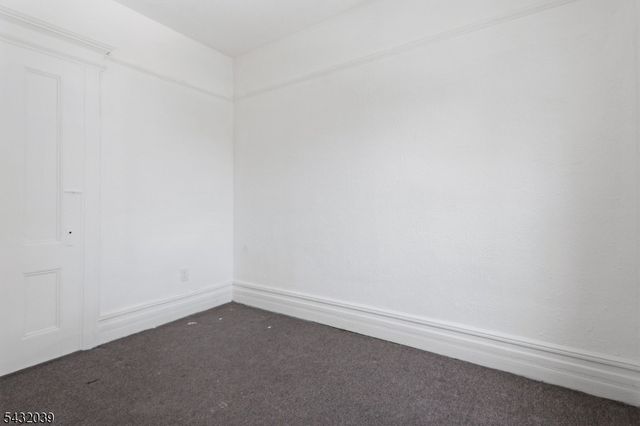 55 Hawkins St, Newark City, NJ 07105