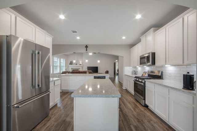 122 Hollow Terrace Court, Tomball, TX 77375