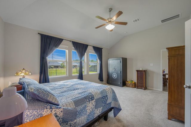 122 Hollow Terrace Court, Tomball, TX 77375