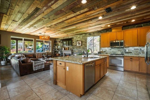 2736 Ortega Rd, Ramona, CA 92065