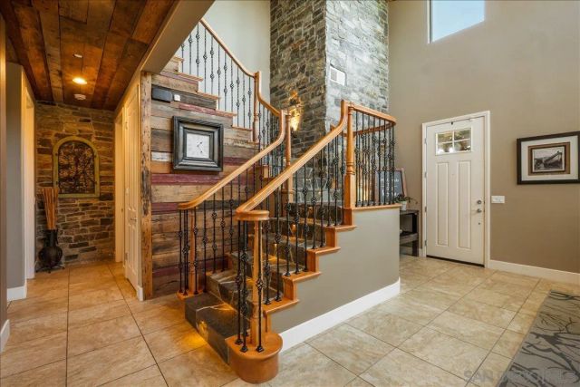 2736 Ortega Rd, Ramona, CA 92065