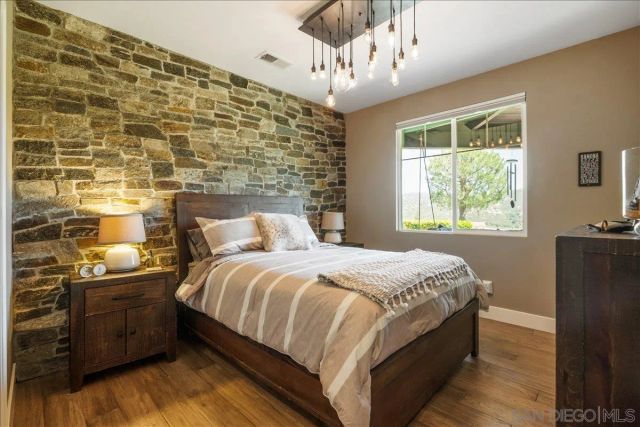 2736 Ortega Rd, Ramona, CA 92065