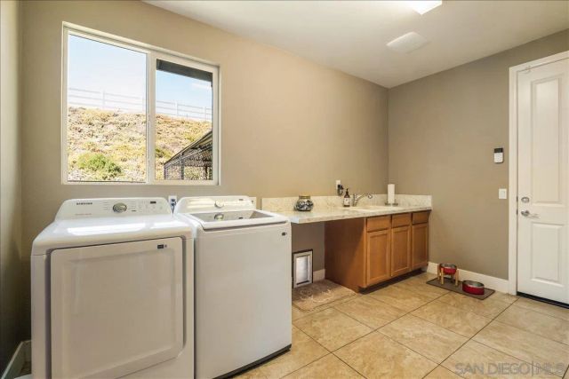 2736 Ortega Rd, Ramona, CA 92065