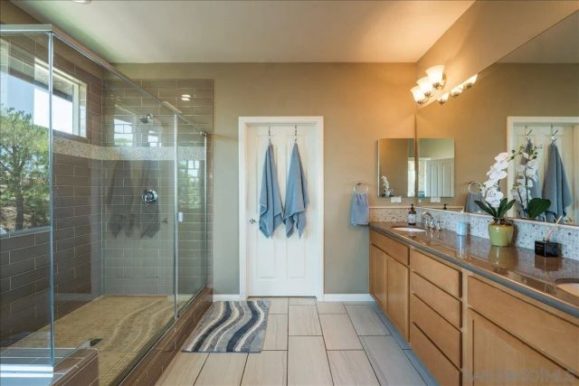 2736 Ortega Rd, Ramona, CA 92065