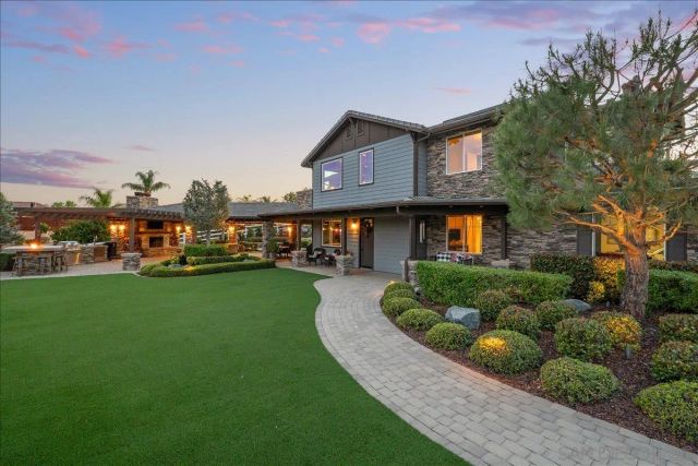 2736 Ortega Rd, Ramona, CA 92065