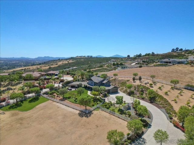 2736 Ortega Rd, Ramona, CA 92065