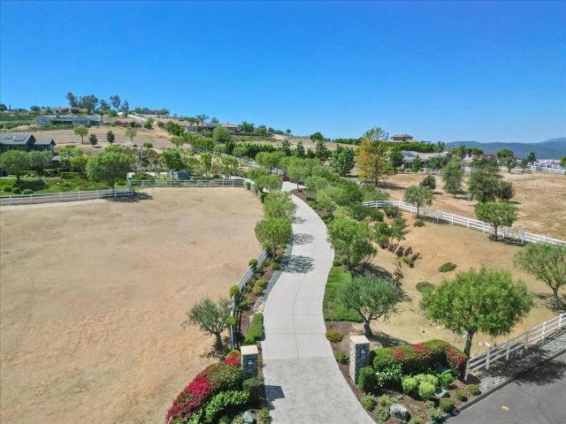 2736 Ortega Rd, Ramona, CA 92065