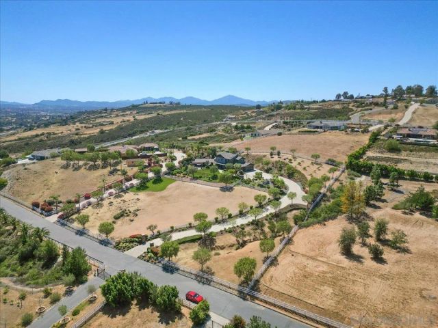 2736 Ortega Rd, Ramona, CA 92065