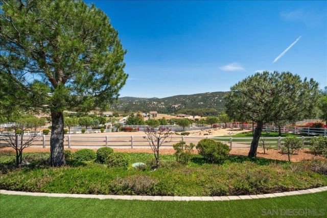 2736 Ortega Rd, Ramona, CA 92065