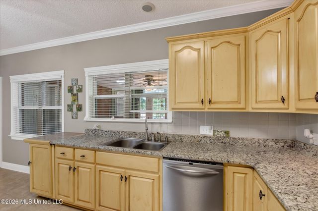 2011 Tradewinds Drive, Gautier, MS 39553