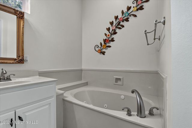 2011 Tradewinds Drive, Gautier, MS 39553