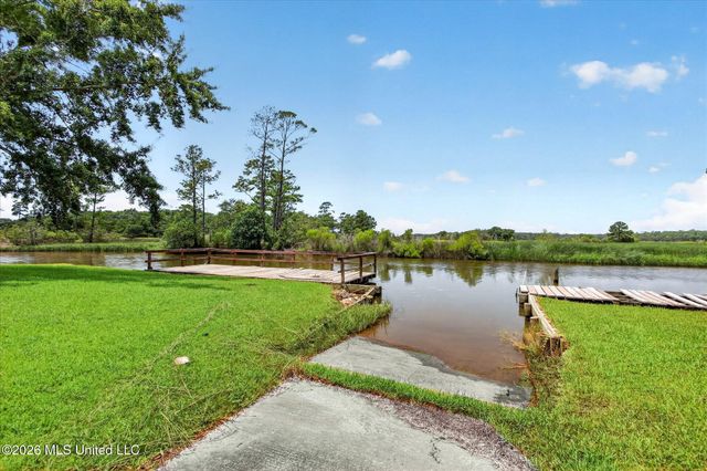 2011 Tradewinds Drive, Gautier, MS 39553