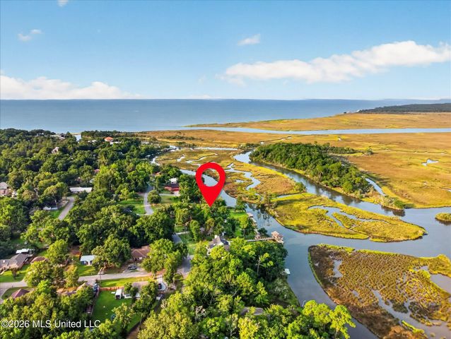 2011 Tradewinds Drive, Gautier, MS 39553