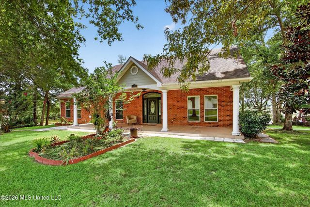 2011 Tradewinds Drive, Gautier, MS 39553