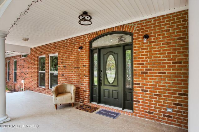 2011 Tradewinds Drive, Gautier, MS 39553