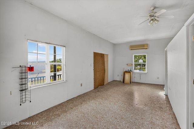 2011 Tradewinds Drive, Gautier, MS 39553