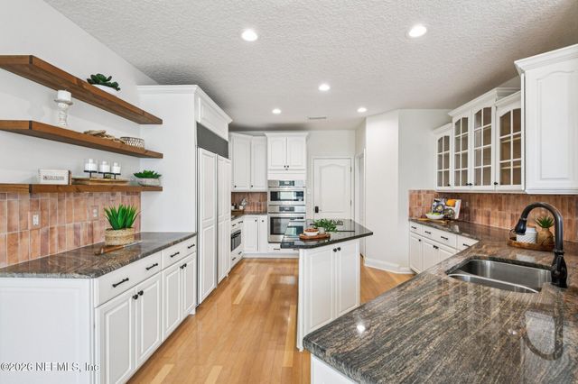 2517 SUNNY CREEK Drive, Fleming Island, FL 32003