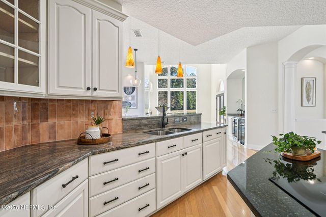 2517 SUNNY CREEK Drive, Fleming Island, FL 32003