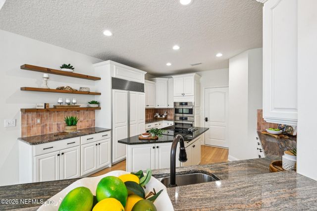 2517 SUNNY CREEK Drive, Fleming Island, FL 32003