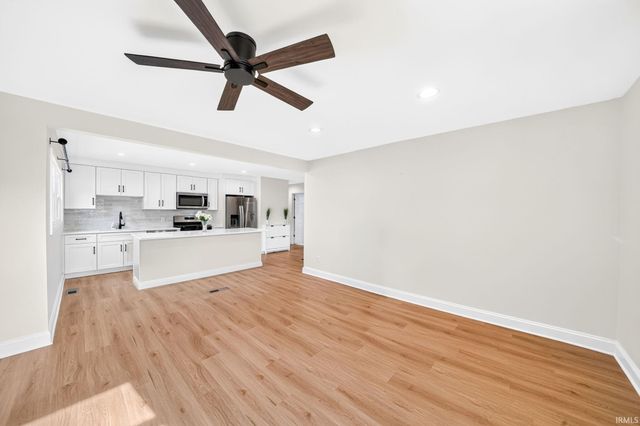 1240 Ebeling Drive, South Bend, IN 46615