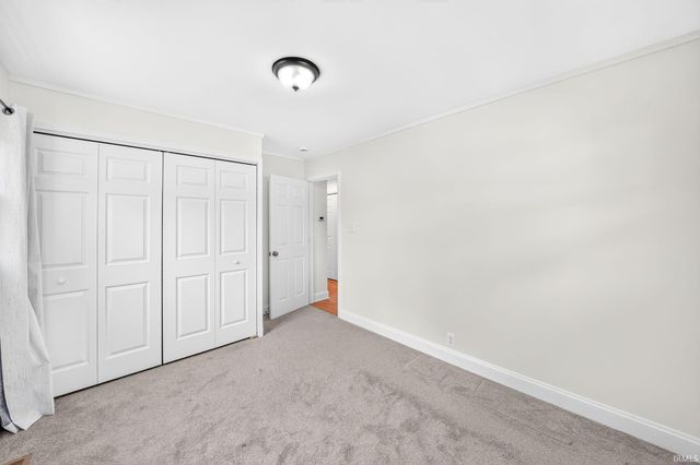 1240 Ebeling Drive, South Bend, IN 46615
