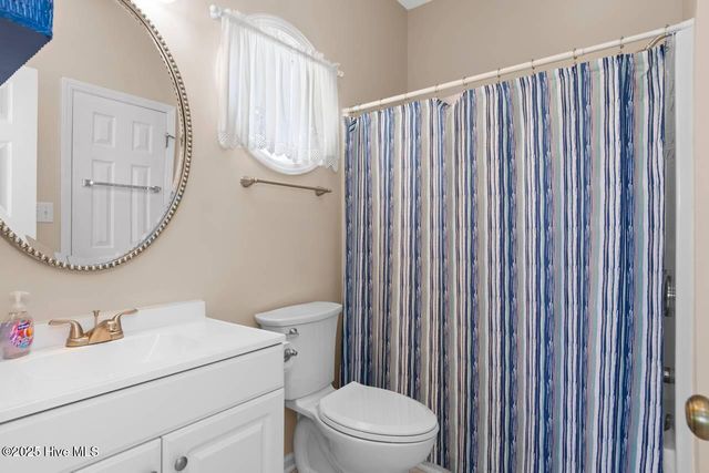 7021 Ocean Drive E, Emerald Isle, NC 28594