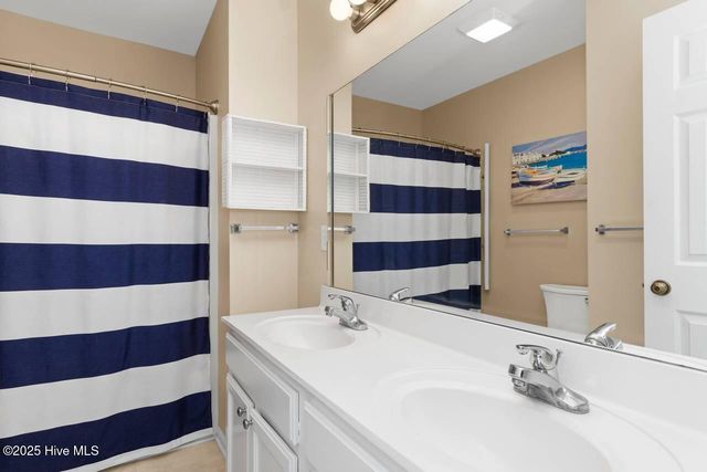 7021 Ocean Drive E, Emerald Isle, NC 28594