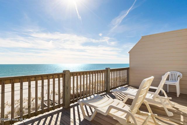 7021 Ocean Drive E, Emerald Isle, NC 28594