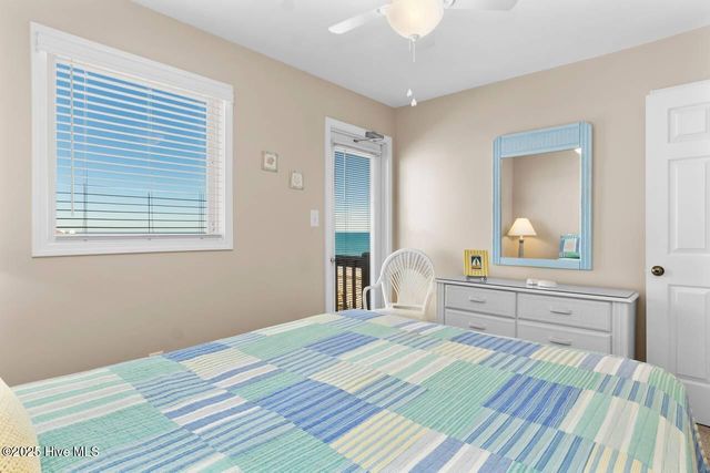 7021 Ocean Drive E, Emerald Isle, NC 28594